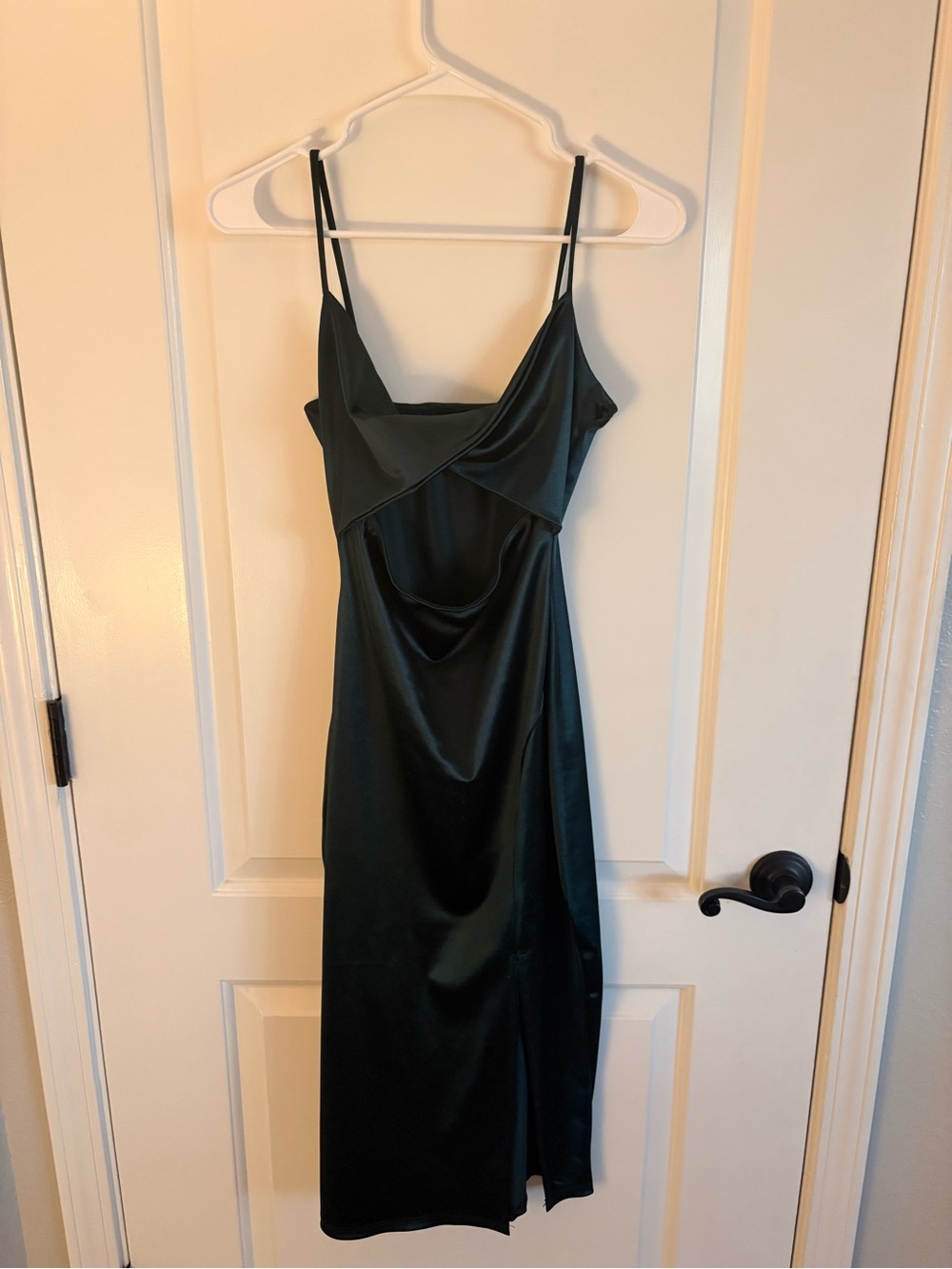 Windsor Forest Green Velvet-like Midi Dress